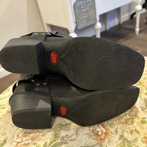 Justin Boots Black Leather Shorty Harness Boots Size 9.5 NWOT - Picture 7 of 9